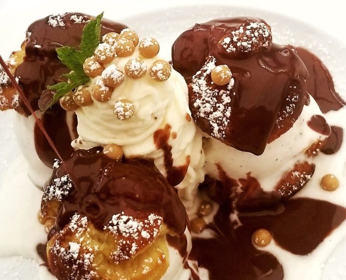 Lulu Kitchen & Bar – Profiteroles