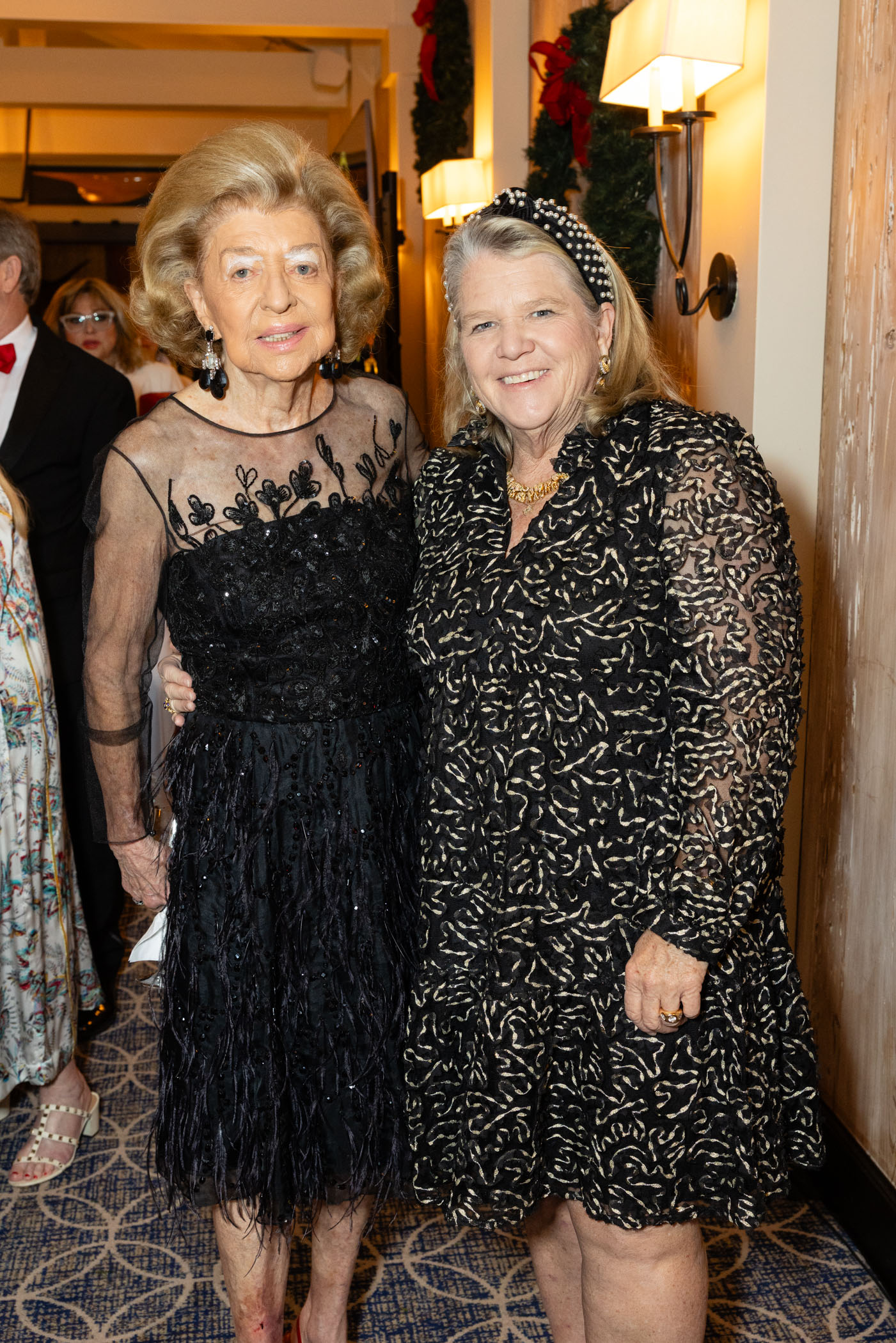 Lesly Smith, Danielle Moore