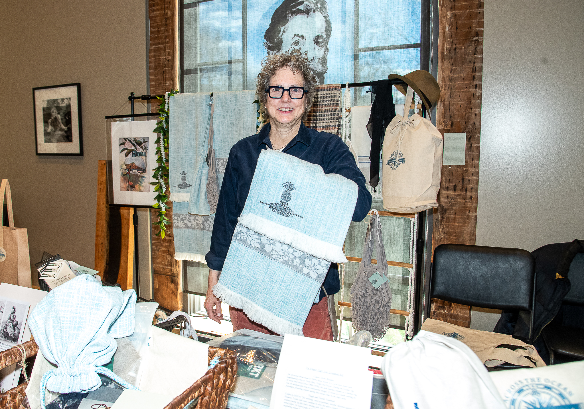 Marcia Bayard- 8 Knots Design