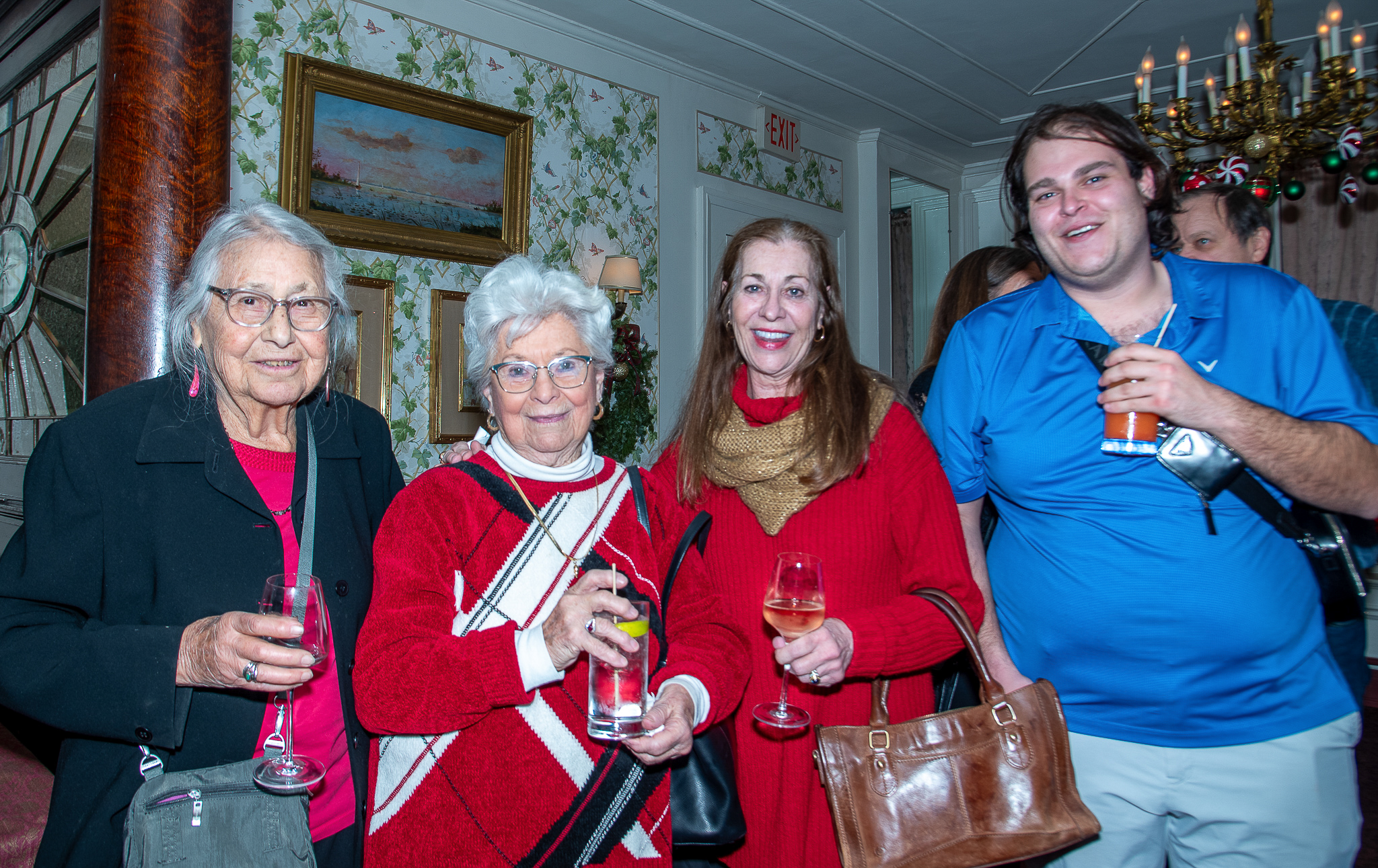 Nada Barry, Evelyn, Evelynne, and Paul Ramunno
