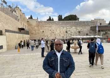 Sammie Orih at the Western Wall (Sammie Orih) in Israel
