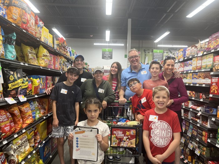 Yishai, David, Ariya, Ally, Nafi Steinburg, Abigail, Mark, Max, Leo, and Jessica Matiash