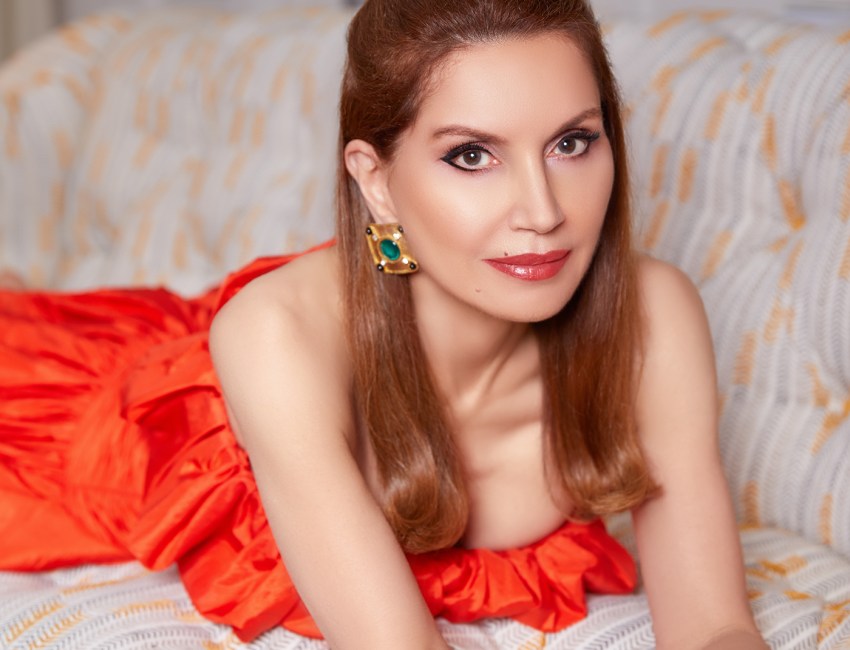 Jean Shafiroff in dress by Wes Gordon for Carolina Herrera