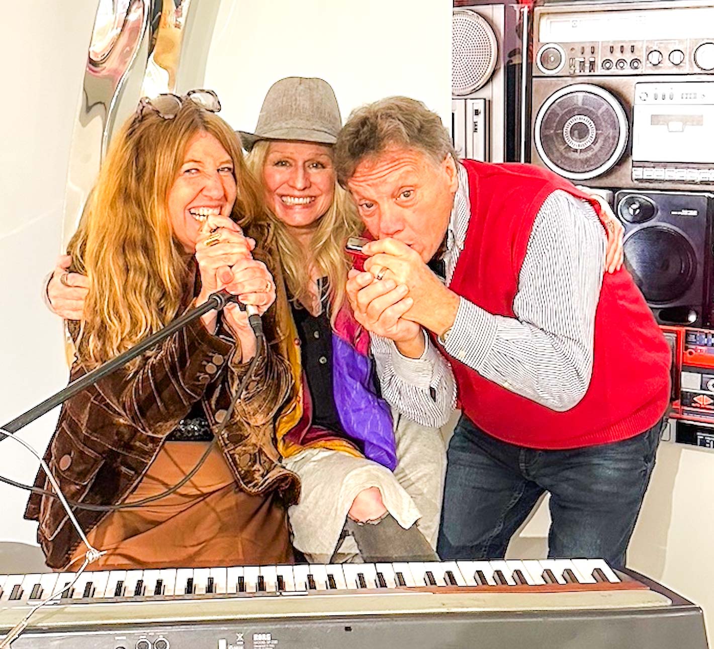 Kat O'Neill & Andrea McCafferty, Brad Beyer