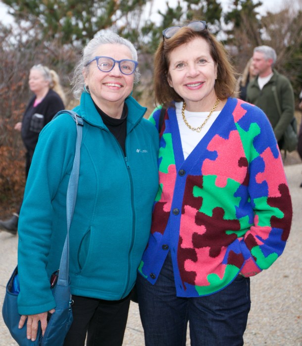 Kathleen Becker, Laura Weil