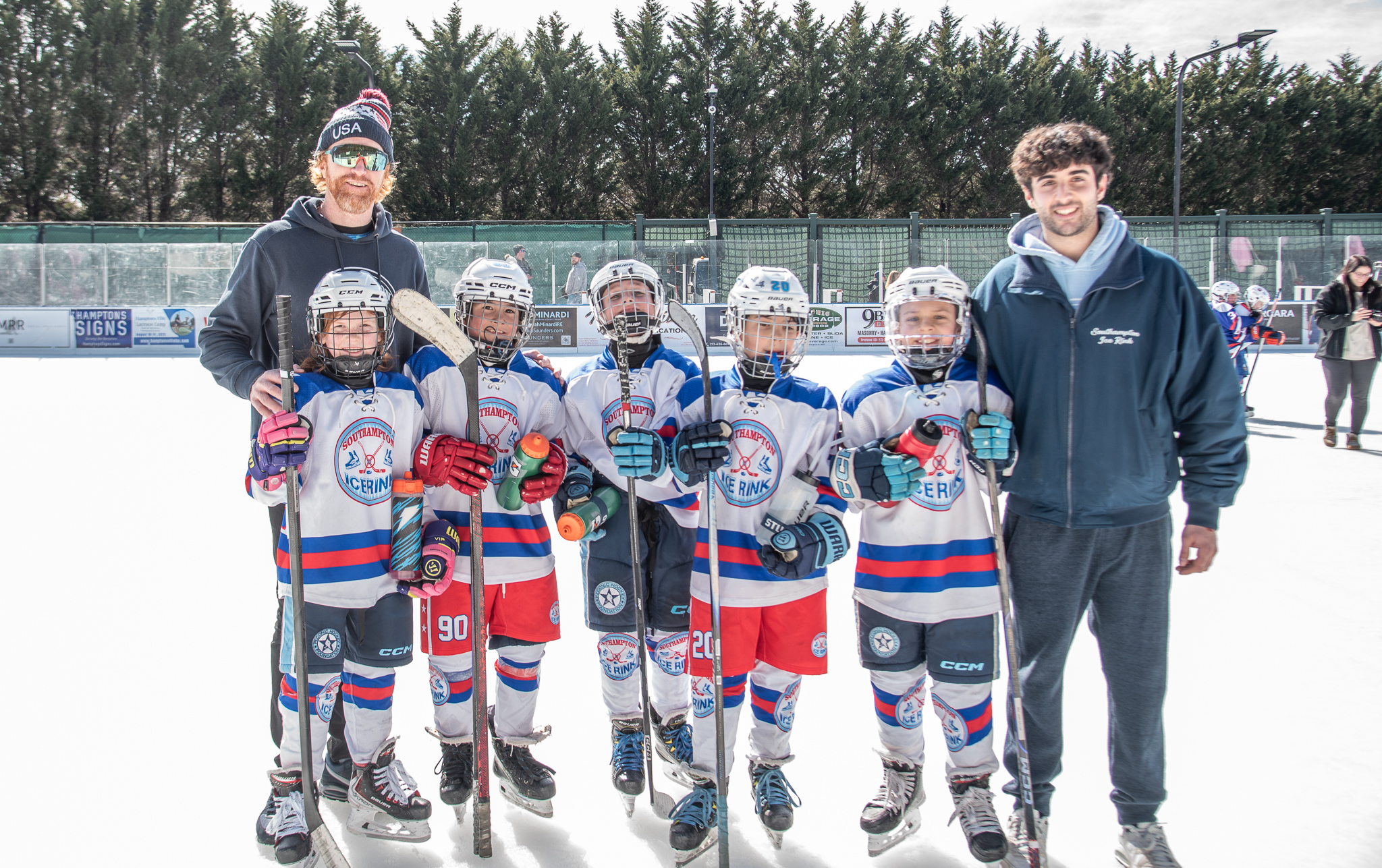 Southampton youth hockey players and coaches