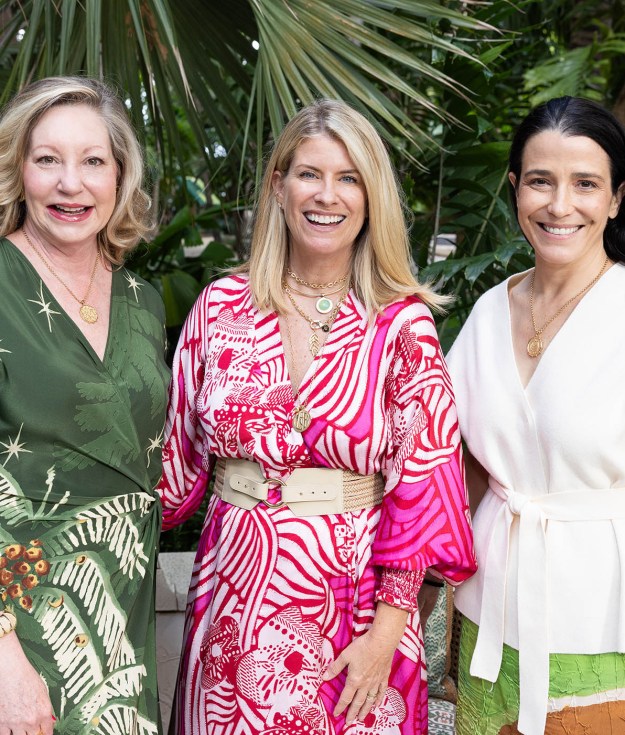 Frances Fisher, Jane Winchester Paradis, and Caroline Rafferty