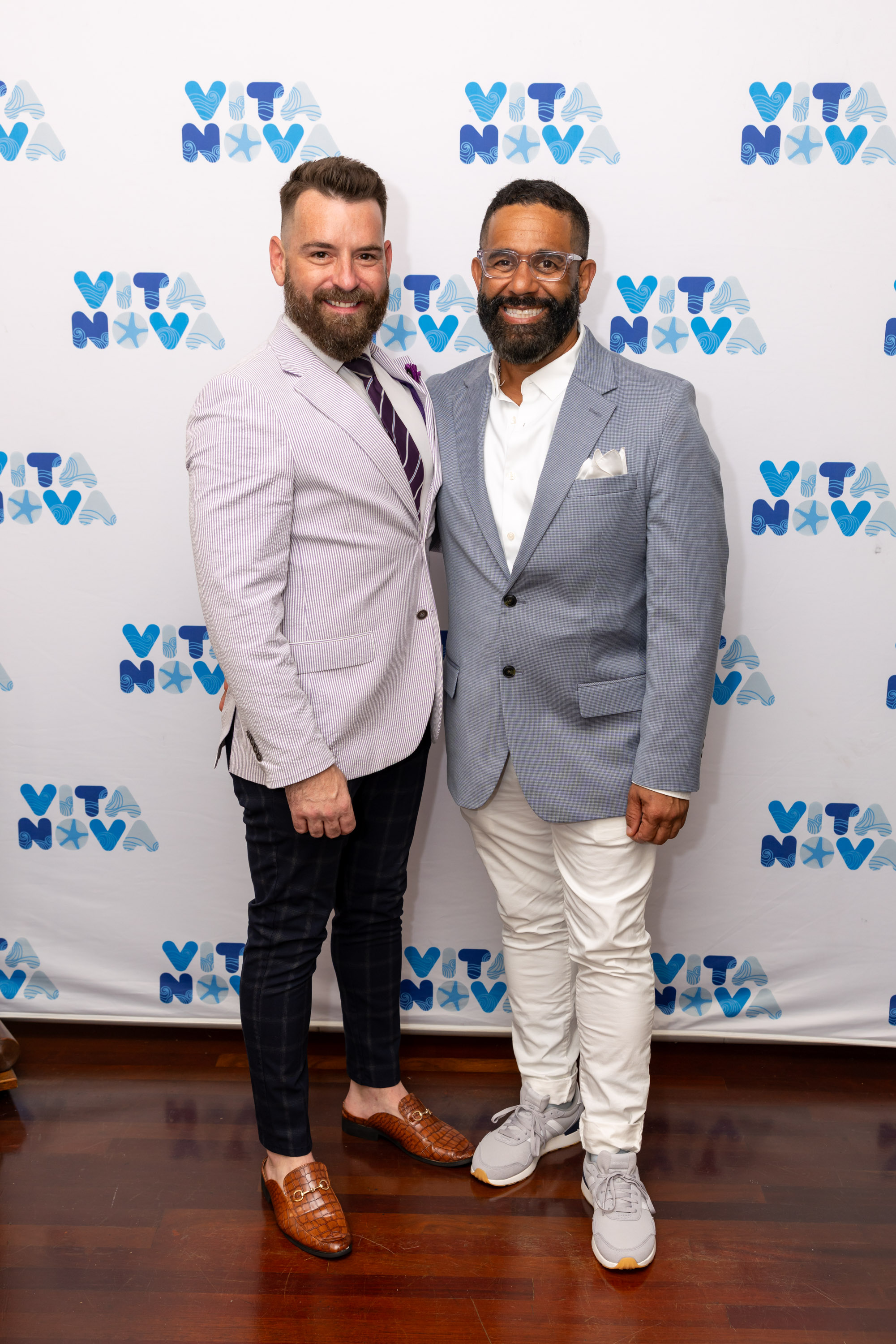 Michael Branch, Daniel Gibson