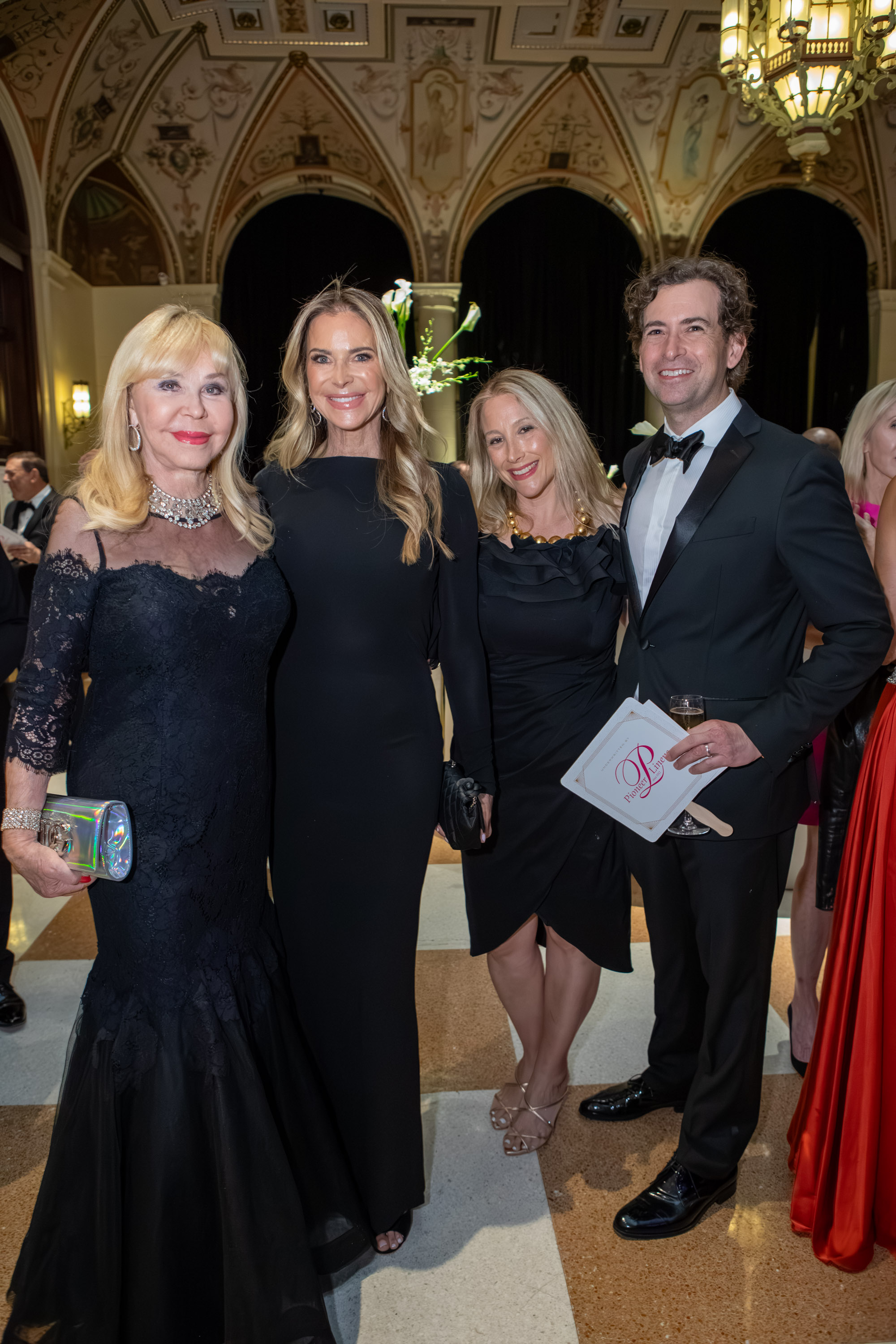 Ava Roosevelt, Janna Ronert, Allison and Brad Saft