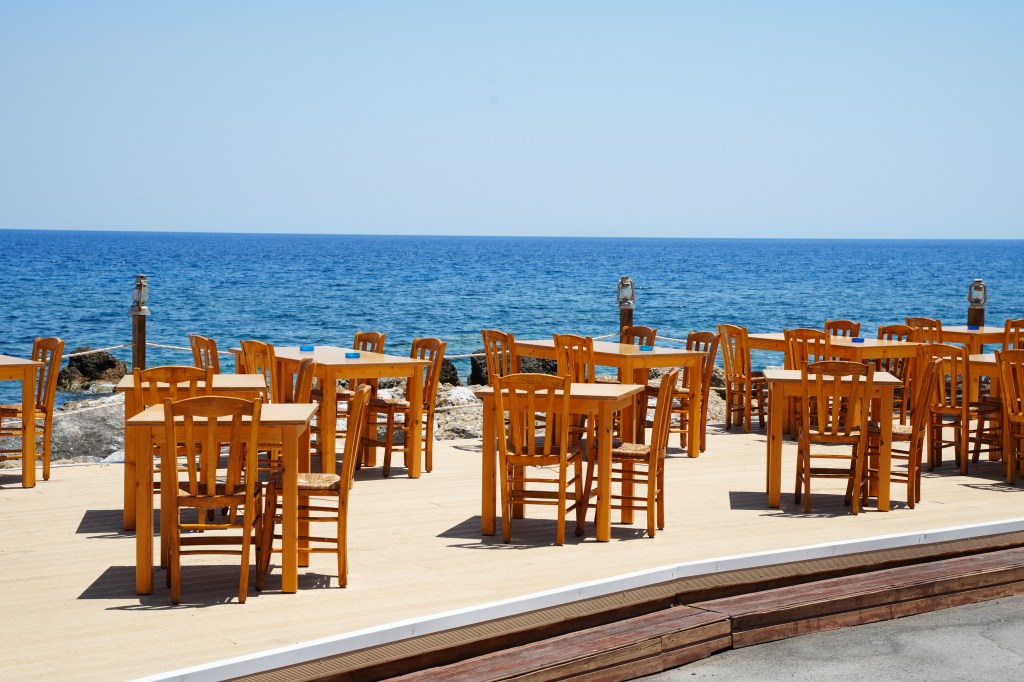 With the warmer weather, beach dining returns.