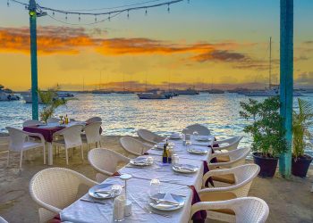 'Tis the season, finally, for waterfront dining.