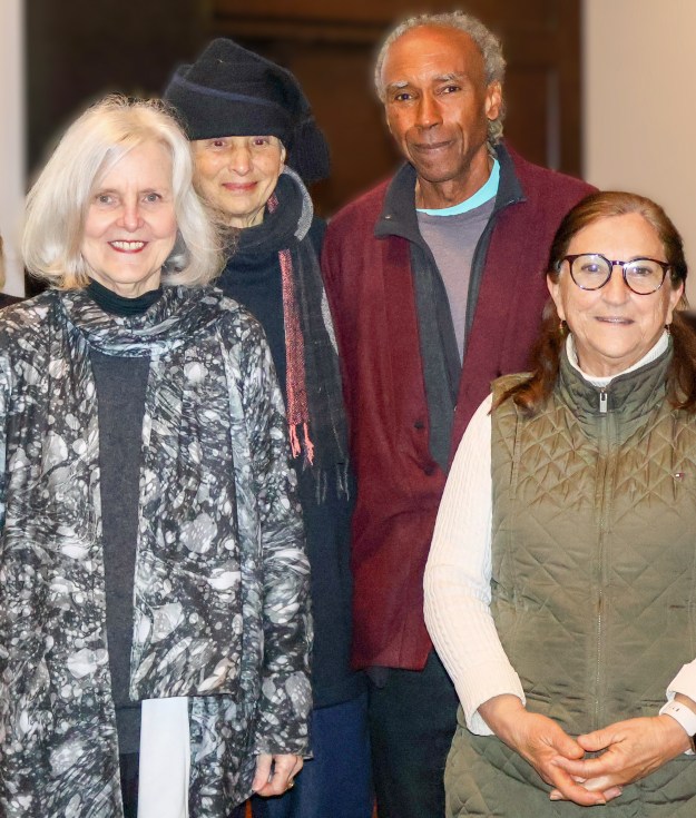 REWild Long Island South Fork Chapter Chris Liem, Laurie Petroske, Patty Collins, Nancy Erber, Len Green, Karen DeFronzo, Carol Snee