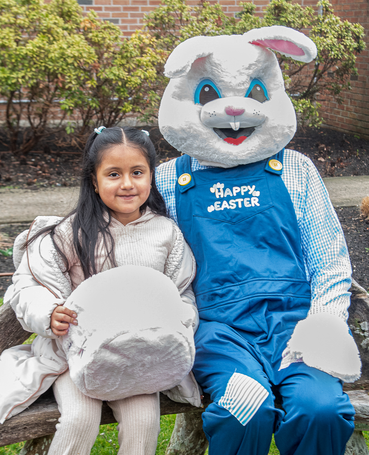 Sofia Farez with the Easter Bunny