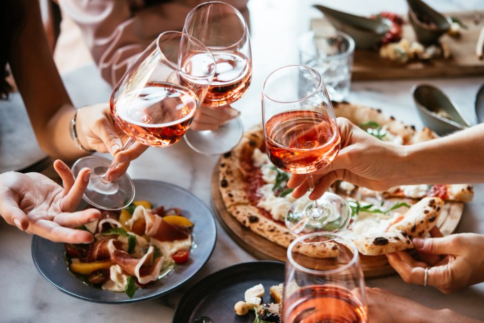 With summer just over a month away, enjoy all the seasonal restaurants reopening this week.