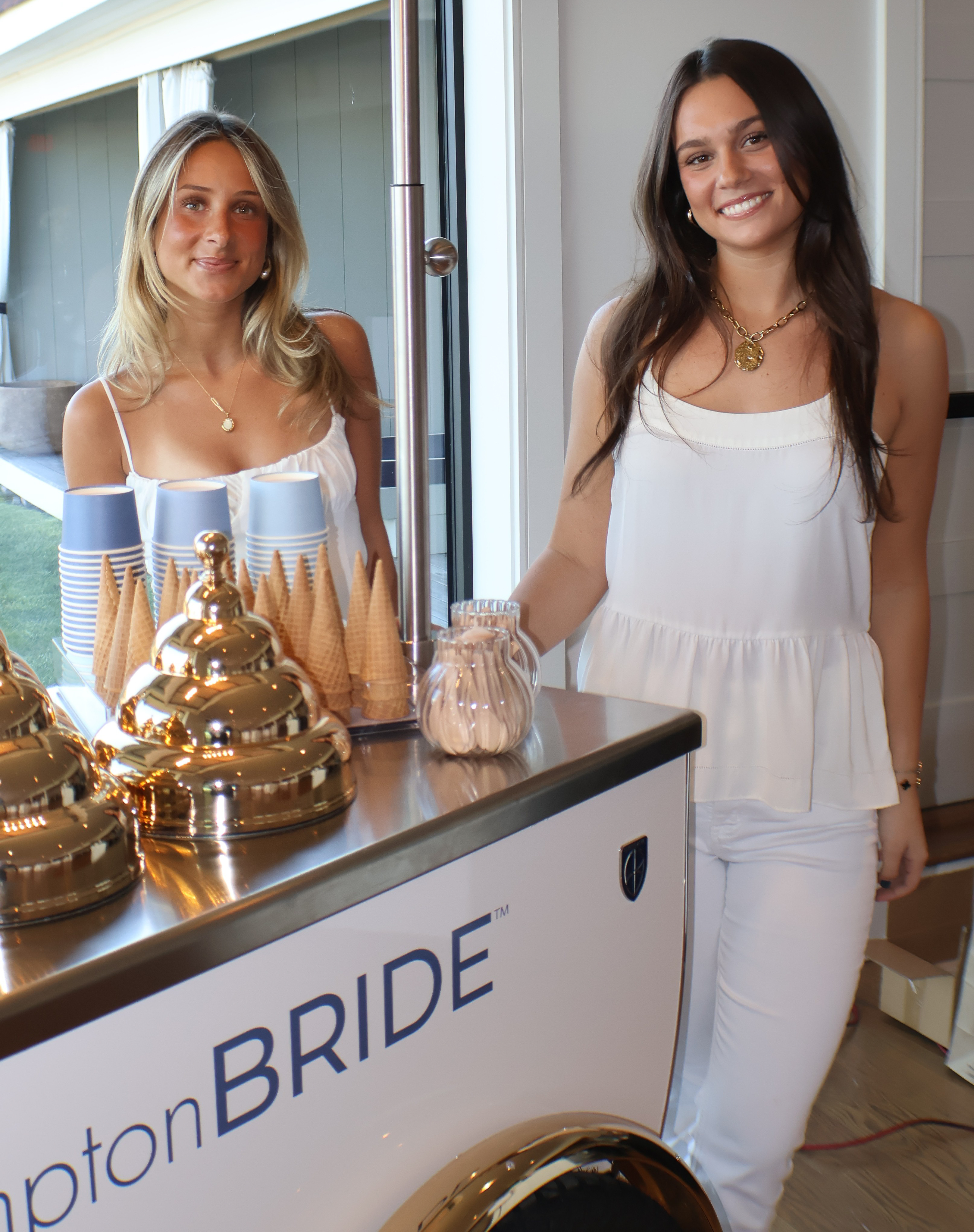 Isabella Labarca, Lexi Elferis